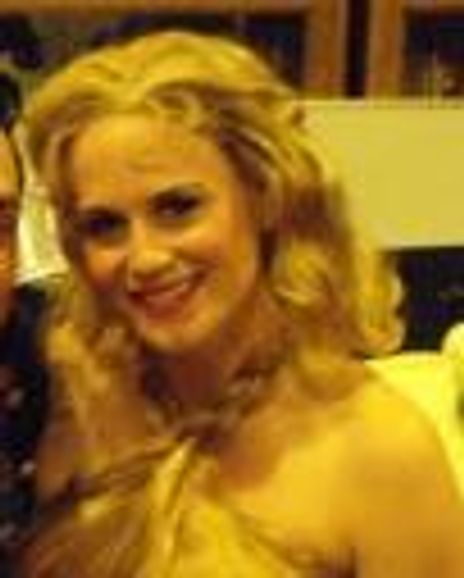 Lauren Braton Headshot