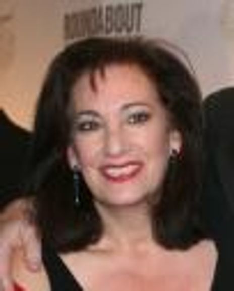 Patty Globle Headshot