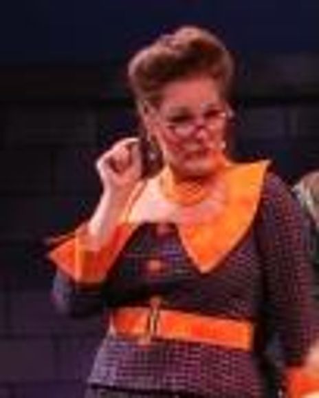 Shelley Marsh Headshot