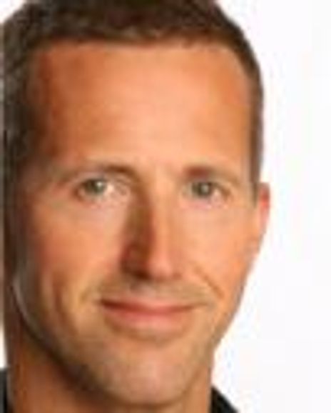 Hugh Vanstone Headshot