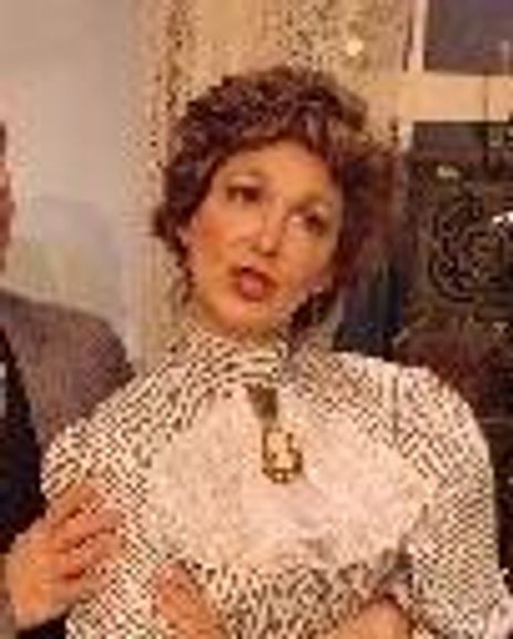 Barb Stasiw Headshot