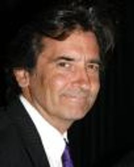 Griffin Dunne Headshot