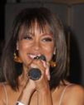 Valarie Pettiford Headshot