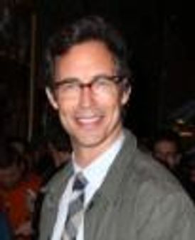 Tom Cavanagh Headshot
