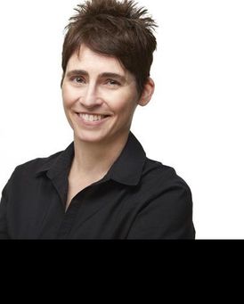 Suzanne Willett Headshot