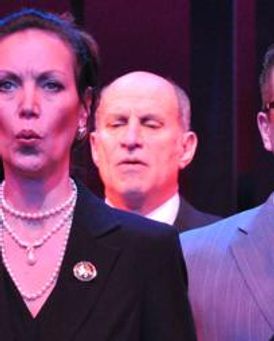 Stephen Mo Hanan Headshot