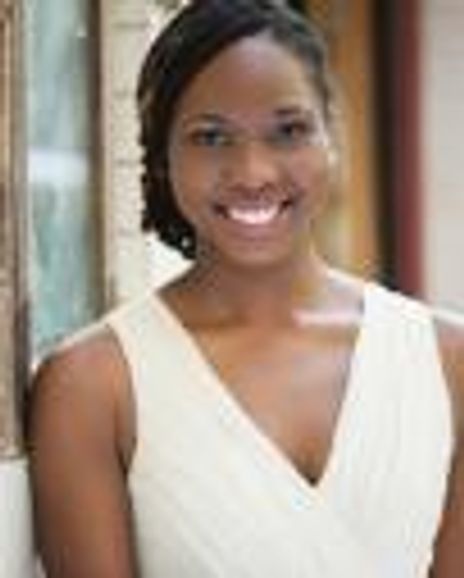 Sipiwe Moyo Headshot