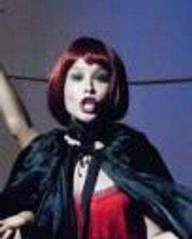 Shelley Thomas Headshot