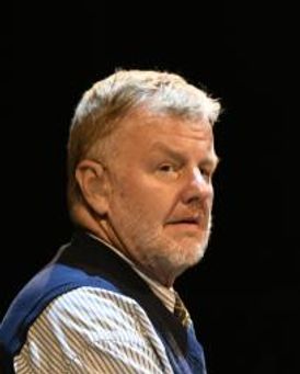 Scott Waara Headshot