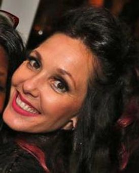 Sandy Martin Headshot