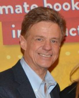 Sandy Kenyon Headshot