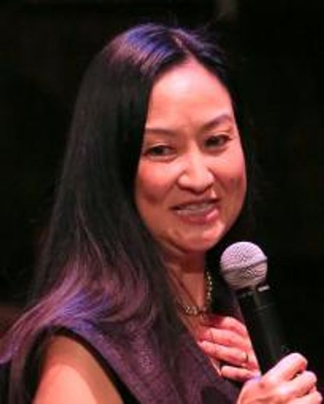 Roberta Uno Headshot