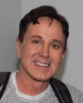 Davis Gaines Headshot