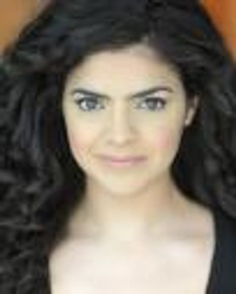 Davina Perera Headshot