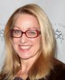 Patricia Wettig Headshot