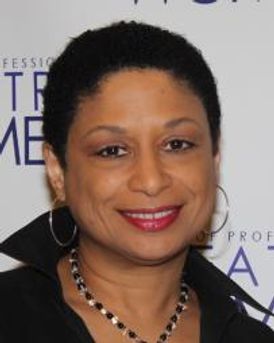 Melissa Maxwell Headshot