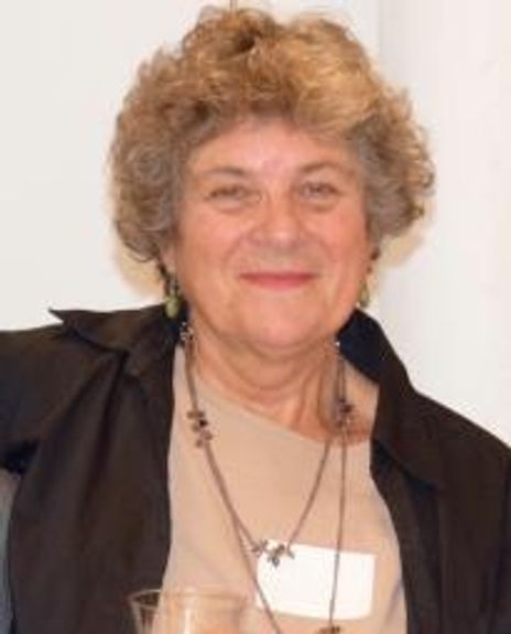 Maxine Kern Headshot