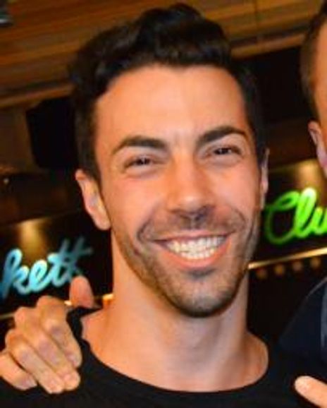 Matthew Ryan Headshot