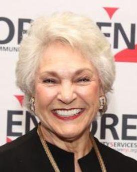 Marta Sanders Headshot