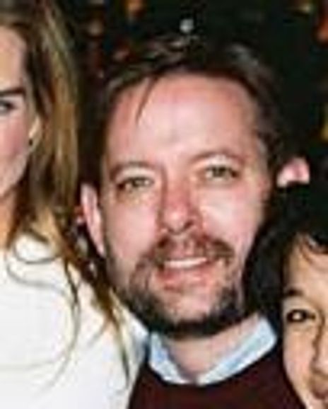 Peter Hanson Headshot