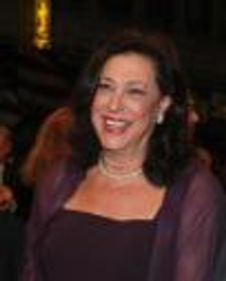 Lynn Meadow Headshot