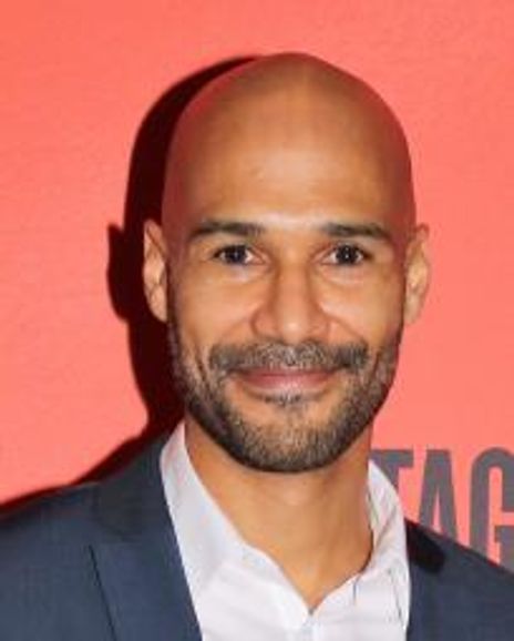 Luis Vega Headshot