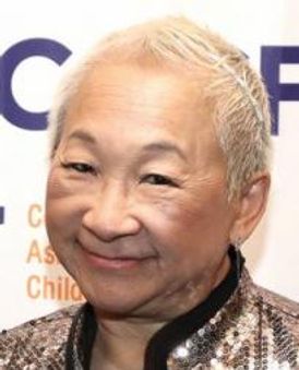 Lori Tan Chinn Headshot
