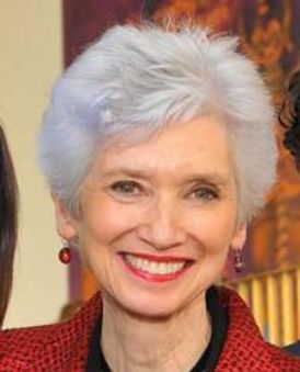 Lisa Carling Headshot