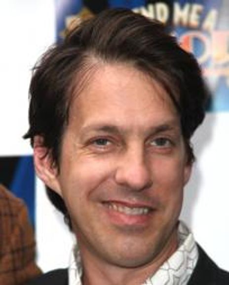 Lewis Flynn Headshot