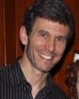 Robin Haynes Headshot