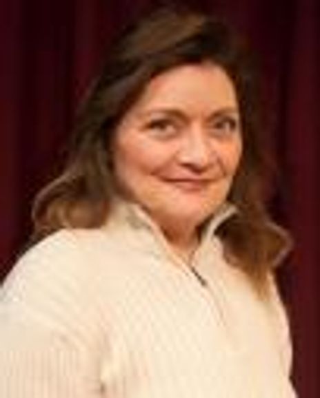 Laura Brutsman Busch Headshot