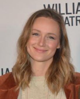 Kerry Bishe Headshot