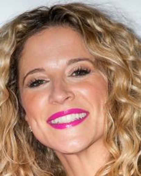 Alexis Carra Headshot