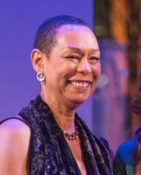 Karen Kandel Headshot