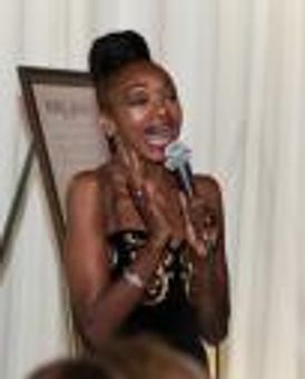 Jonelle Allen Headshot