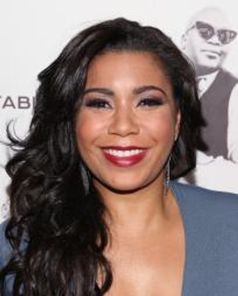 Jessica Pimentel Headshot