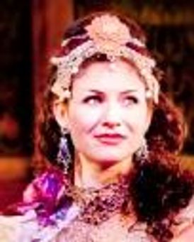 Jenny Powers Headshot