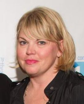 Jenn Thompson Headshot