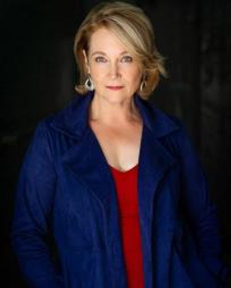 Geraldine Leer Headshot