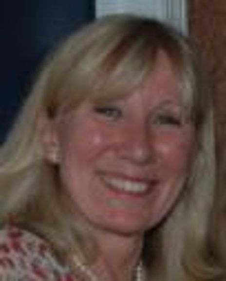 Geraldine Aron Headshot