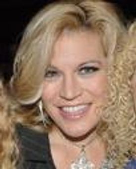 Felicia Finley Headshot