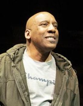 Ezra Knight Headshot