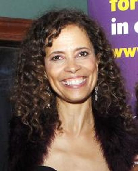 Erica Gimpel Headshot