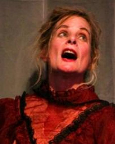 Elizabeth Fuller Headshot