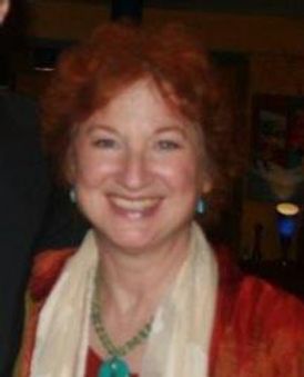 Elaine Bromka Headshot