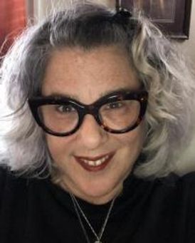 Debbie Lamedman Headshot