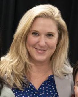 Cassie Beck Headshot