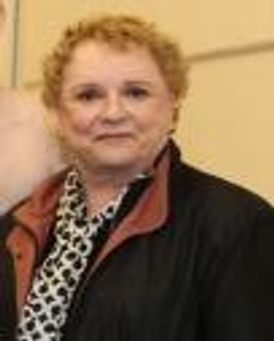 Carole Shelley Headshot