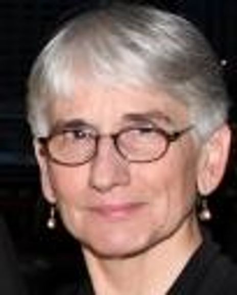 Carol Waaser Headshot