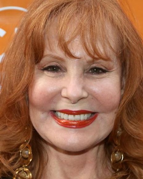 Carol Ostrow Headshot